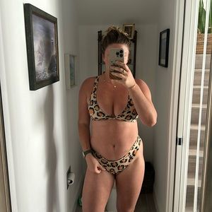 SKATIE BIKINI!